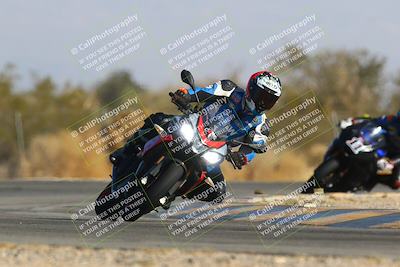 media/Jan-14-2024-SoCal Trackdays (Sun) [[2e55ec21a6]]/Turn 2 (1025am)/